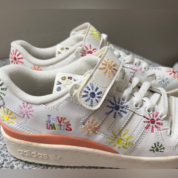 Adidas mens Sneakers with Colorful Accents